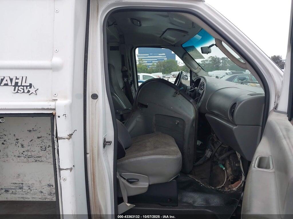 1FDWE35L83HB28701 2003 FORD E-350 CUTAWAY photo no. 6