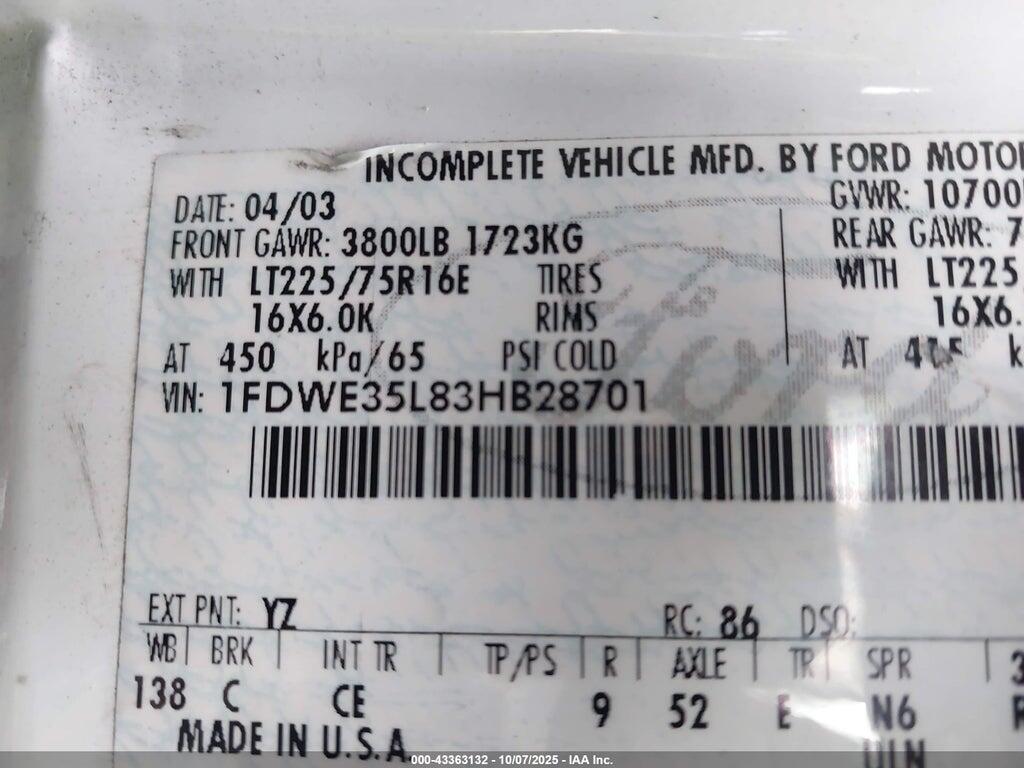 1FDWE35L83HB28701 2003 FORD E-350 CUTAWAY photo no. 8