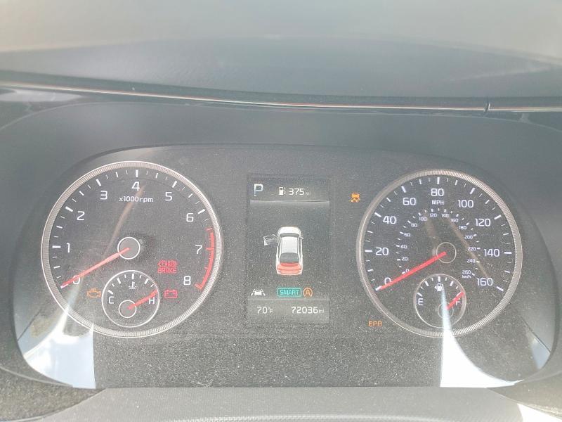 2022 KIA K5 LX — Фото 9 из 12