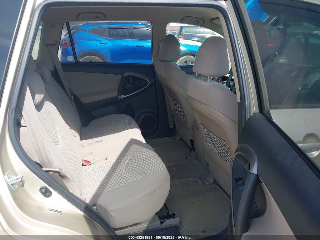 JTMBD31V475057758 2007 TOYOTA RAV4 photo no. 8