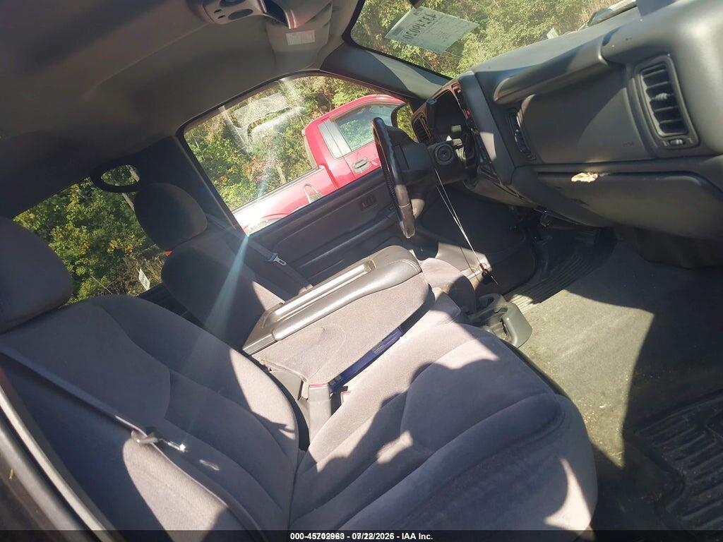 2GTEK13T051333340 2005 GMC SIERRA 1500 photo no. 5