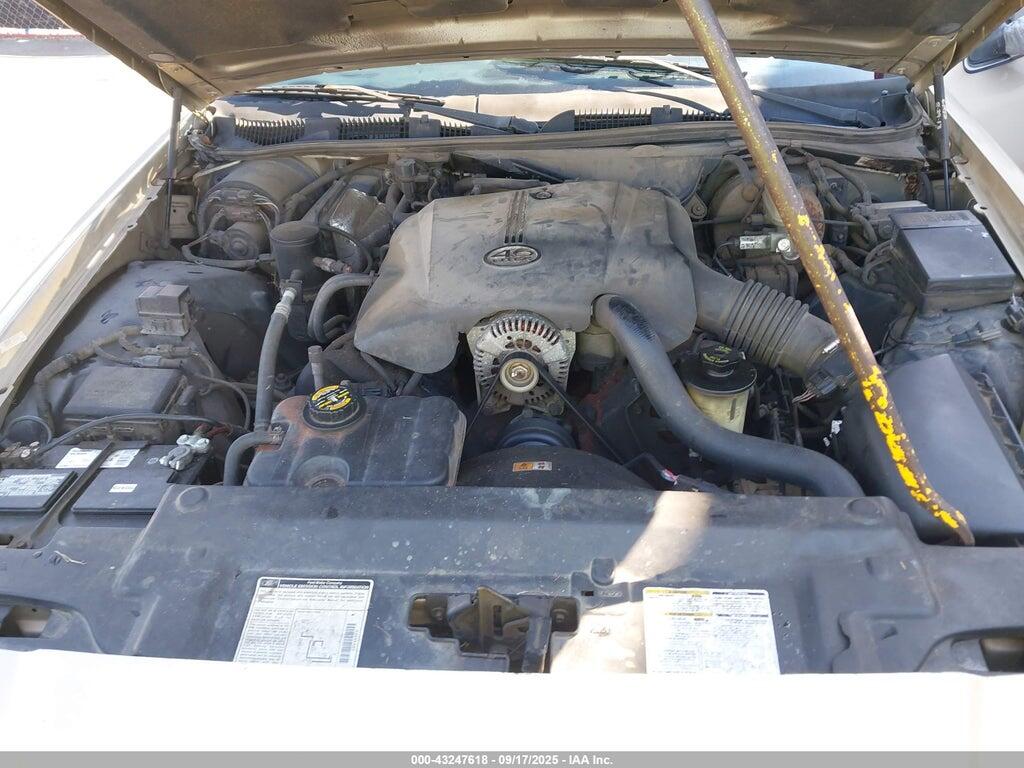 2FAFP73W3YX213686 2000 FORD CROWN VICTORIA photo no. 10