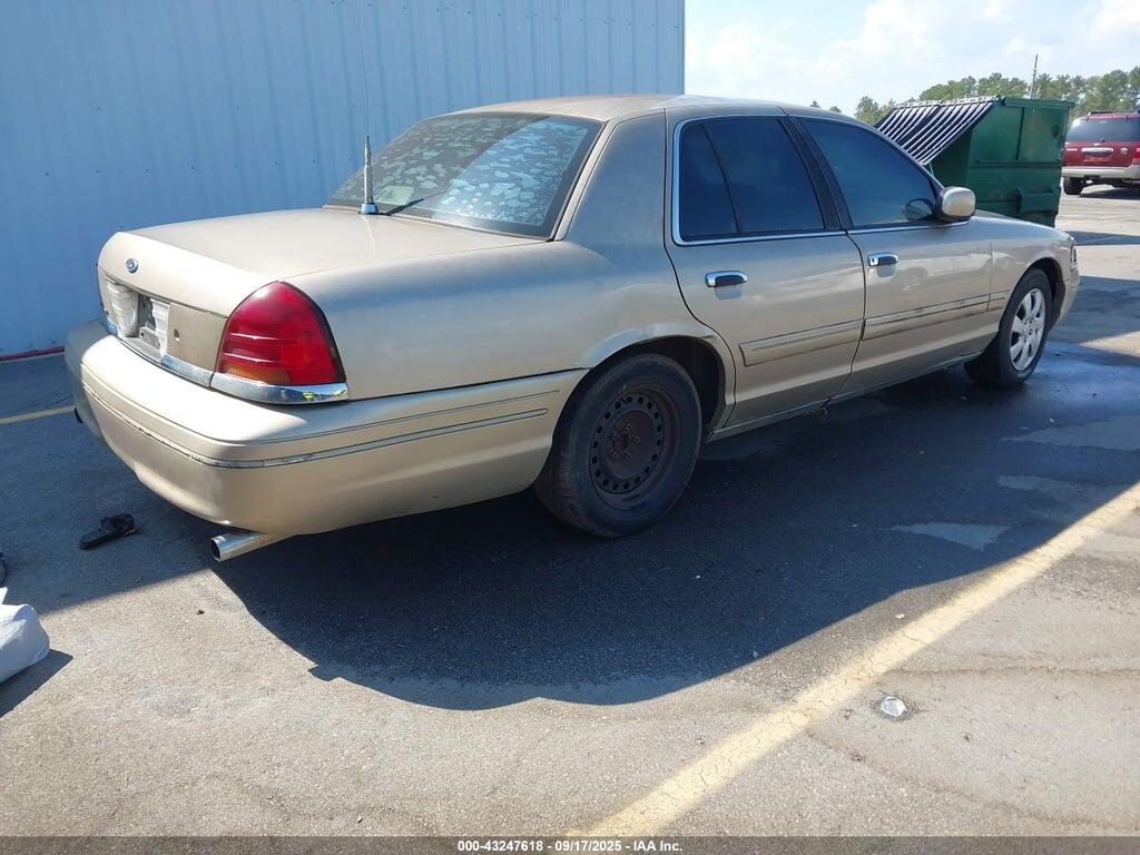 2FAFP73W3YX213686 2000 FORD CROWN VICTORIA photo no. 4