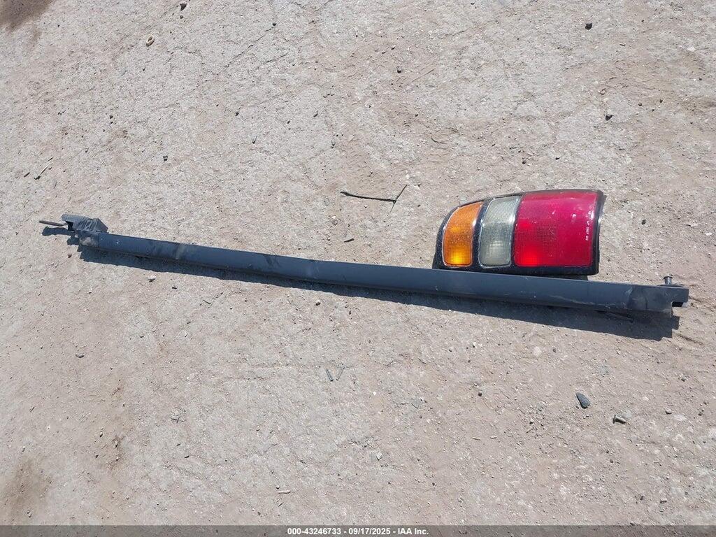 3GNFK16Z65G131654 2005 CHEVROLET SUBURBAN 1500 photo no. 11