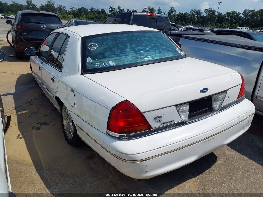 2FAHP74WX3X153907 2003 FORD CROWN VICTORIA photo no. 3