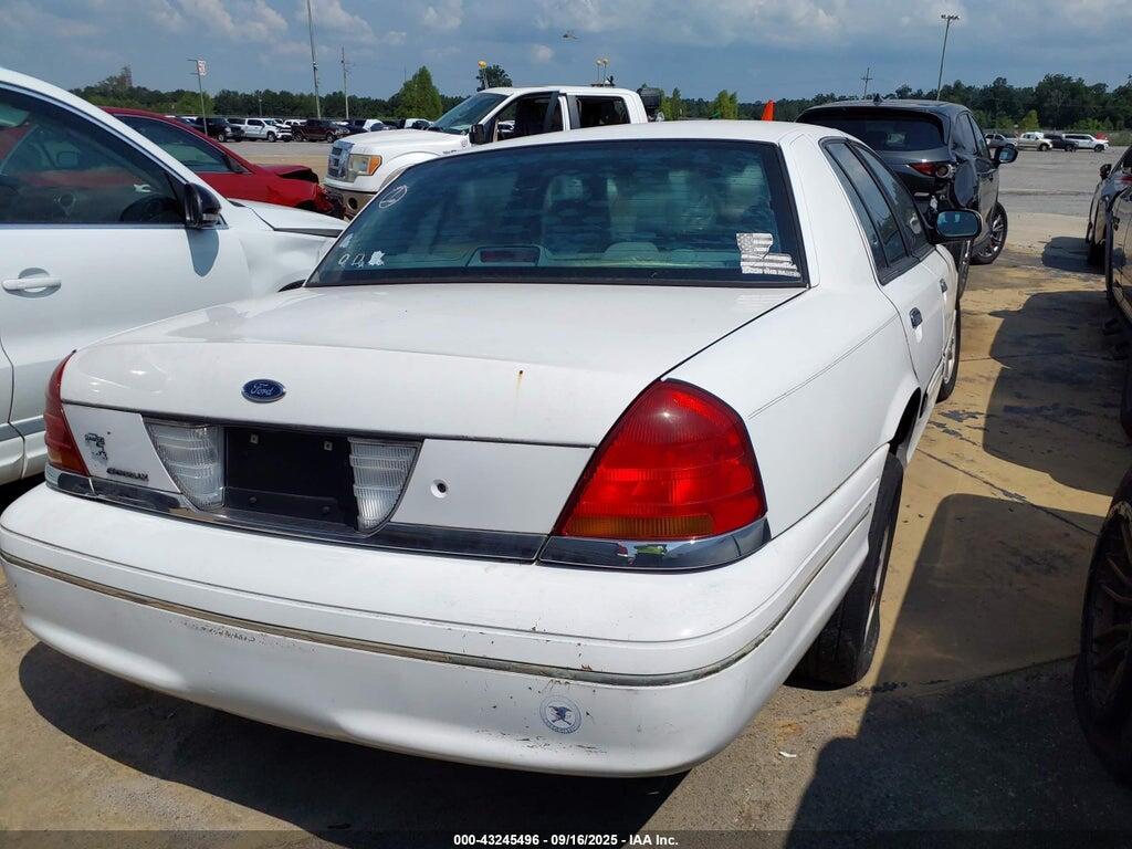 2FAHP74WX3X153907 2003 FORD CROWN VICTORIA photo no. 4