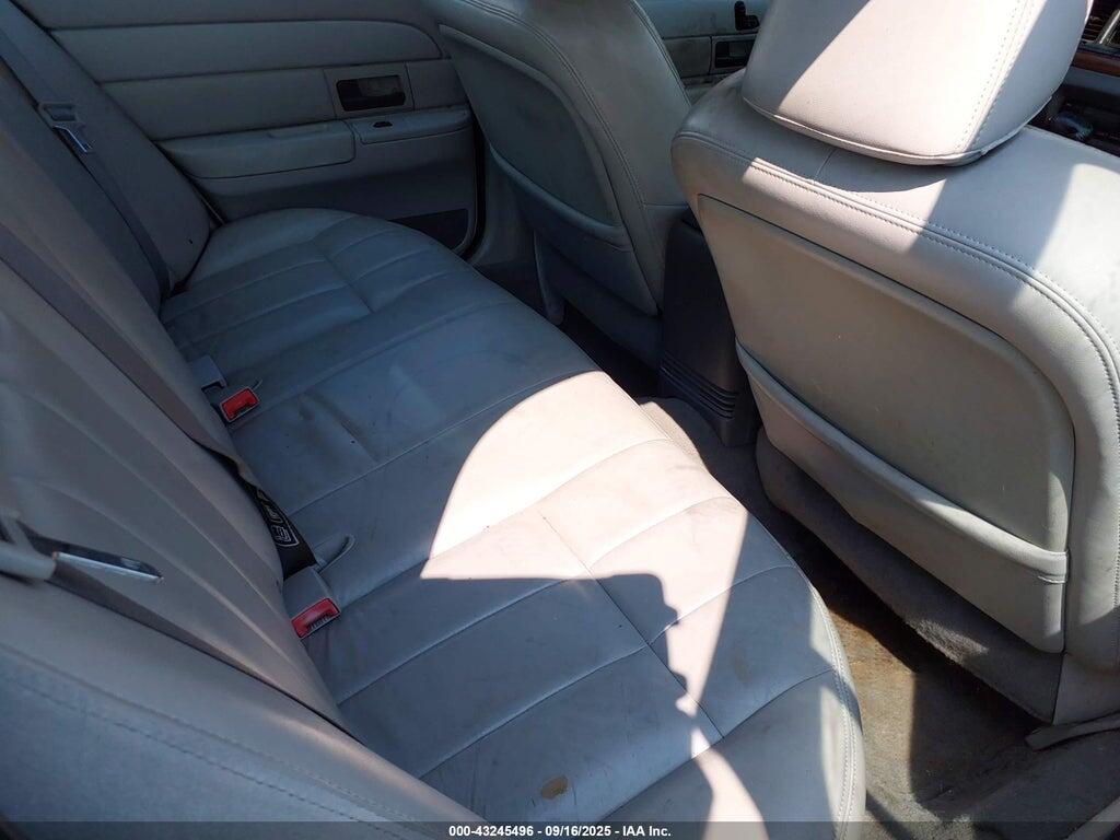 2FAHP74WX3X153907 2003 FORD CROWN VICTORIA photo no. 8