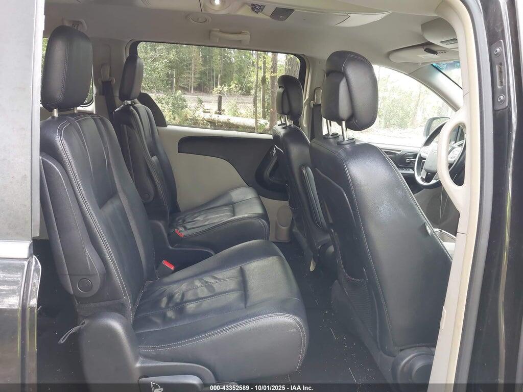 2C4RC1BGXGR300272 2016 CHRYSLER TOWN & COUNTRY photo no. 8