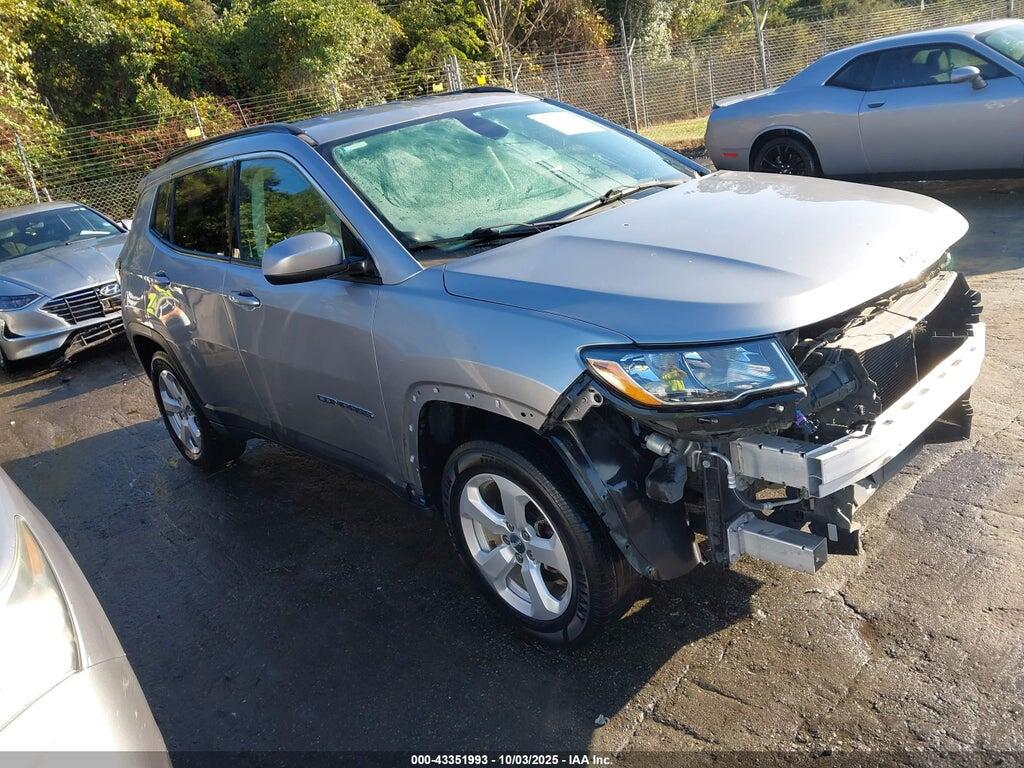3C4NJCBB3JT362489 2018 JEEP COMPASS photo no. 1