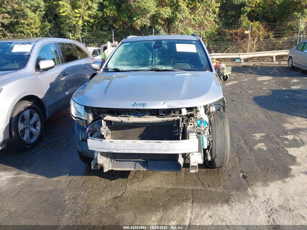 3C4NJCBB3JT362489 2018 JEEP COMPASS photo no. 12