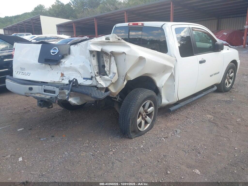 1N6BA0CH2BN305168 2011 NISSAN TITAN photo no. 4