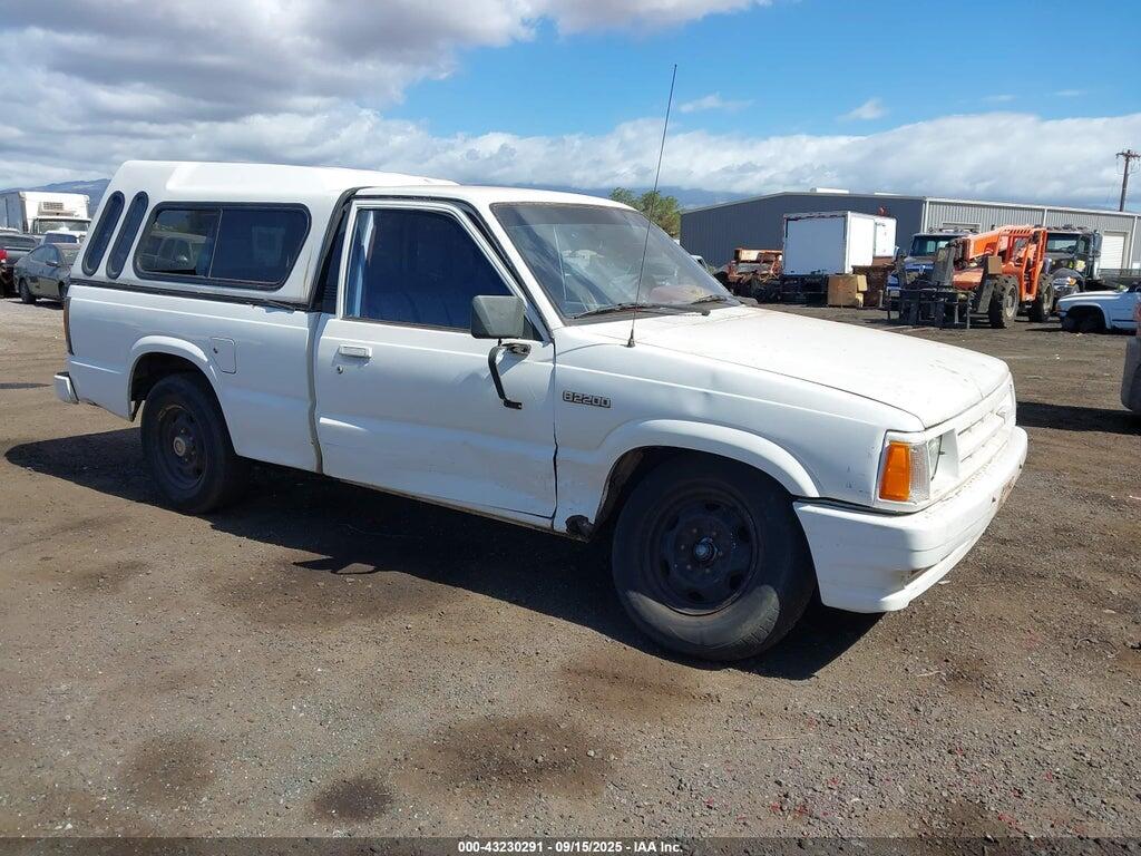 1988 MAZDA B2200 JM2UF1135J0316750