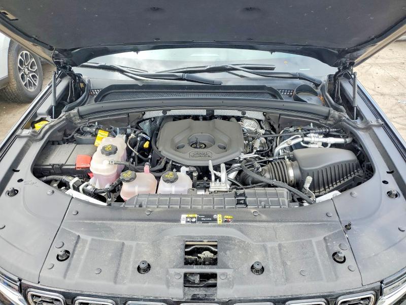 2025 JEEP GRAND CHEROKEE 4XE — Фото 12 из 13