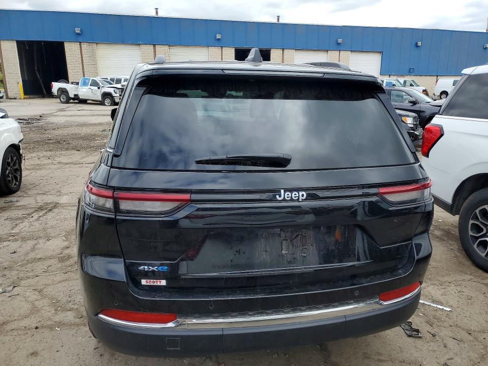 2025 JEEP GRAND CHEROKEE 4XE — Фото 6 из 13
