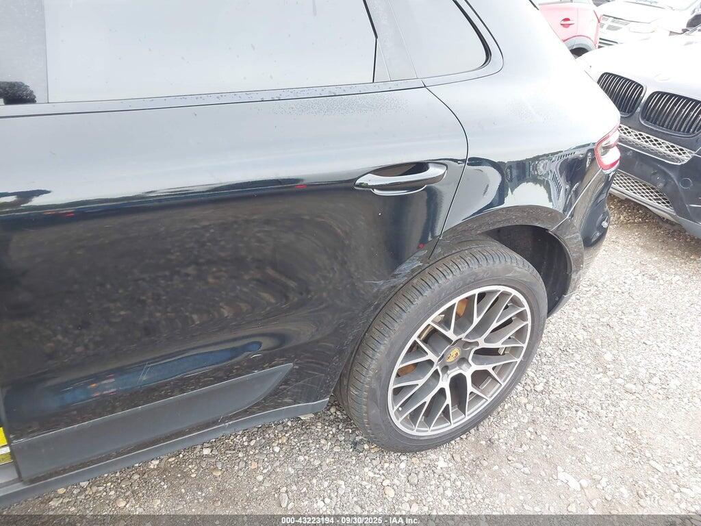 WP1AB2A59HLB19694 2017 PORSCHE MACAN photo no. 6