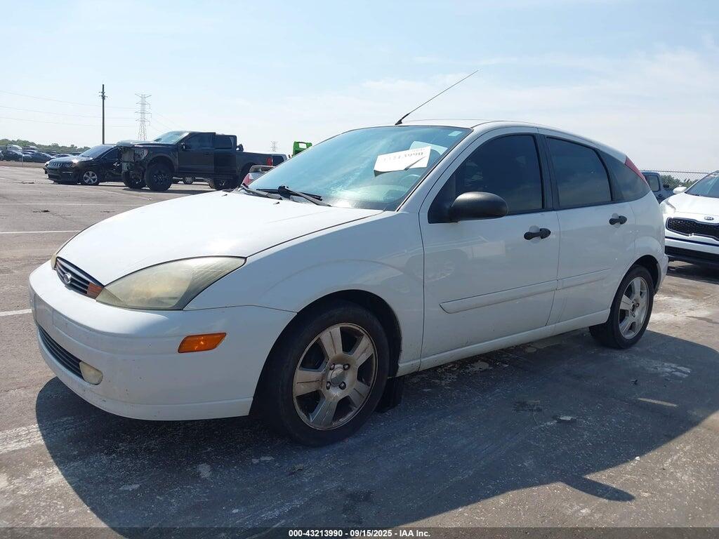 3FAHP37343R102752 2003 FORD FOCUS photo no. 2