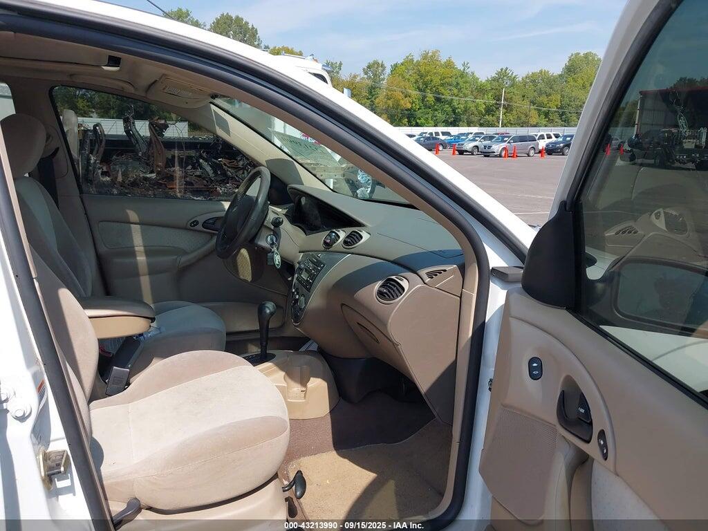 3FAHP37343R102752 2003 FORD FOCUS photo no. 5