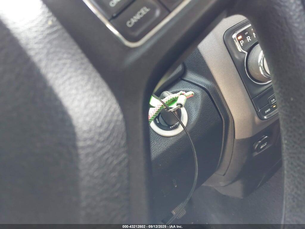 1C6RR7FT0ES381097 2014 RAM 1500 photo no. 11