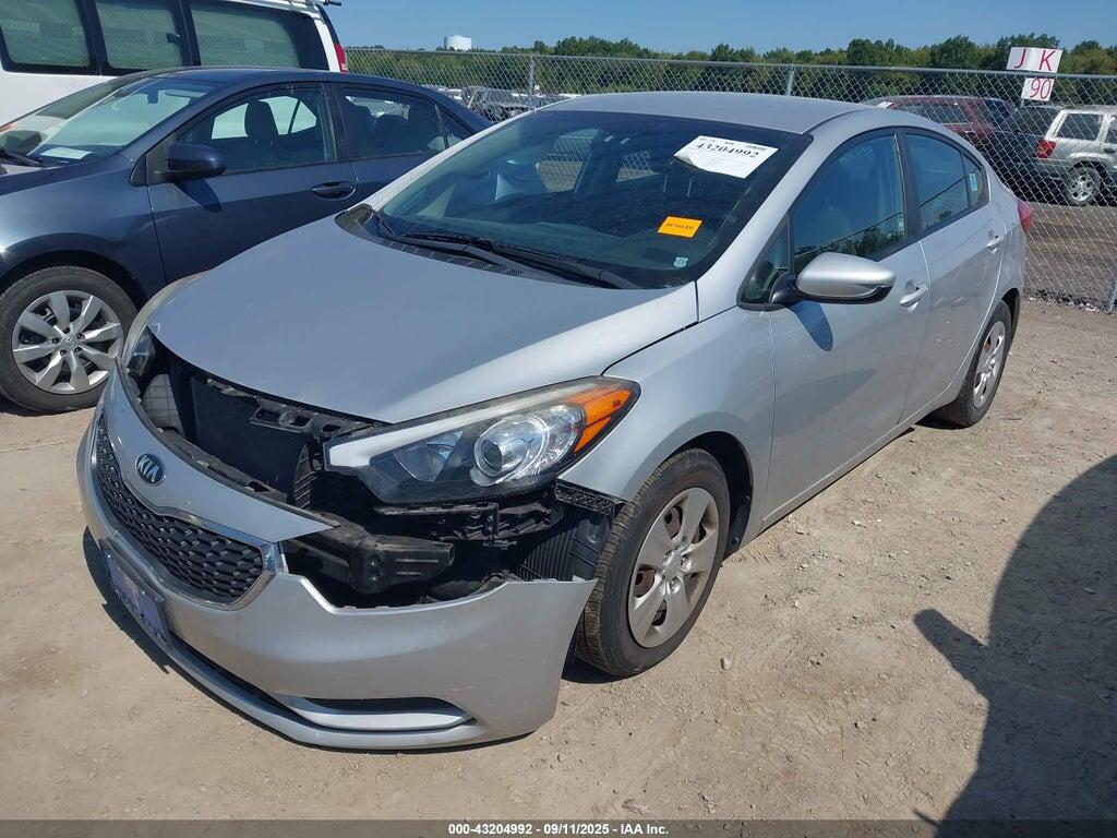 KNAFK4A61G5501410 2016 KIA FORTE photo no. 2