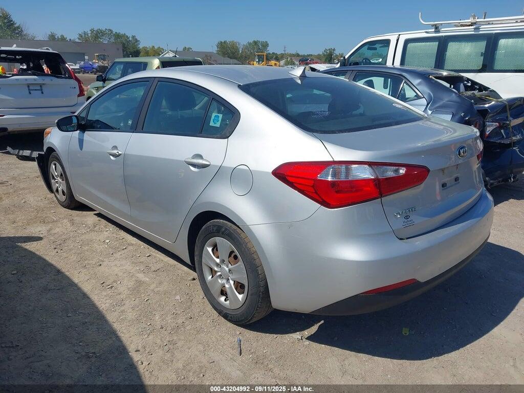 KNAFK4A61G5501410 2016 KIA FORTE photo no. 3
