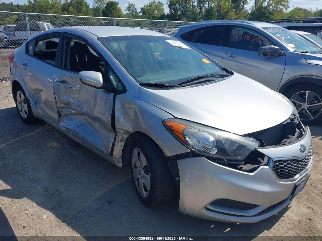 KNAFK4A61G5501410 2016 KIA FORTE photo no. 6