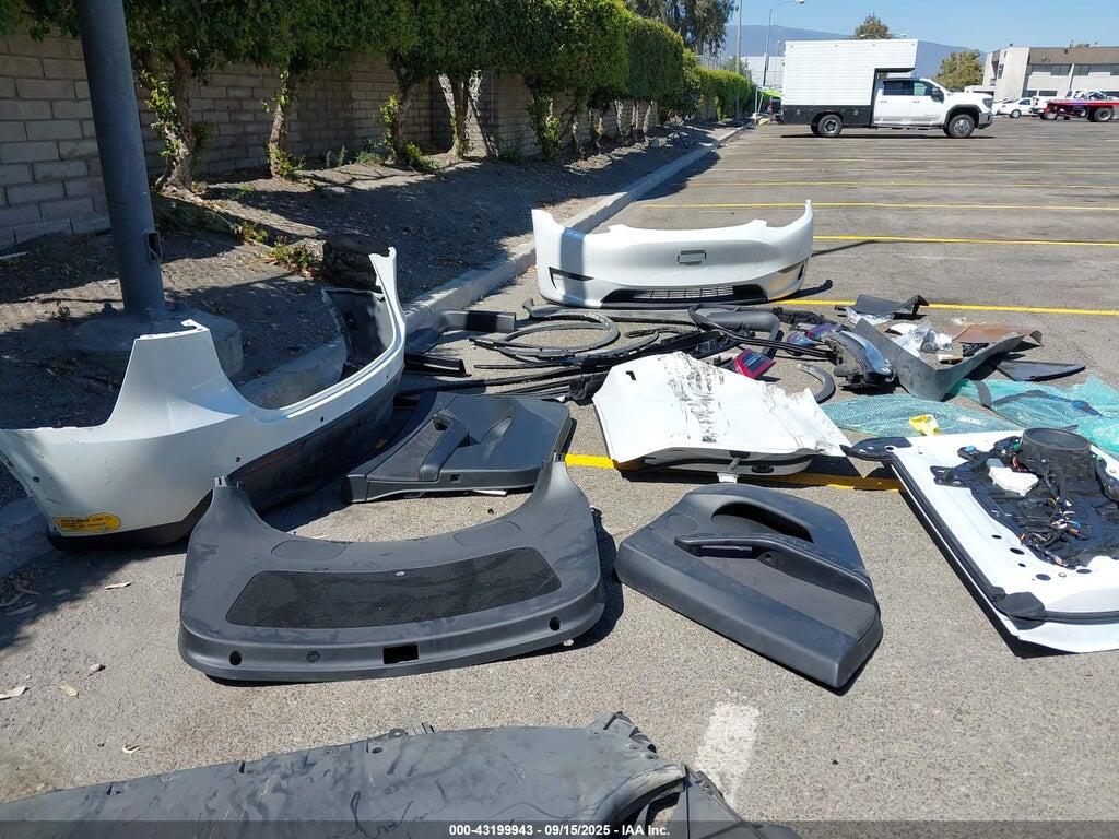 7SAYGDEE3NF368677 2022 TESLA MODEL Y photo no. 11