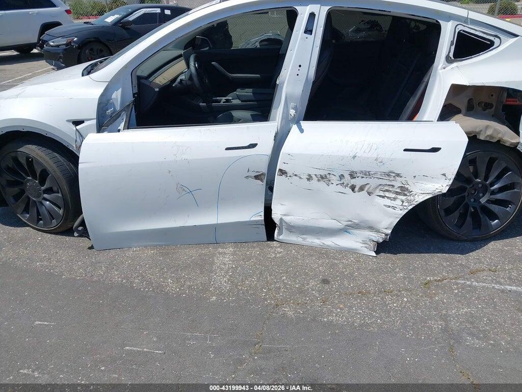 7SAYGDEE3NF368677 2022 TESLA MODEL Y photo no. 12