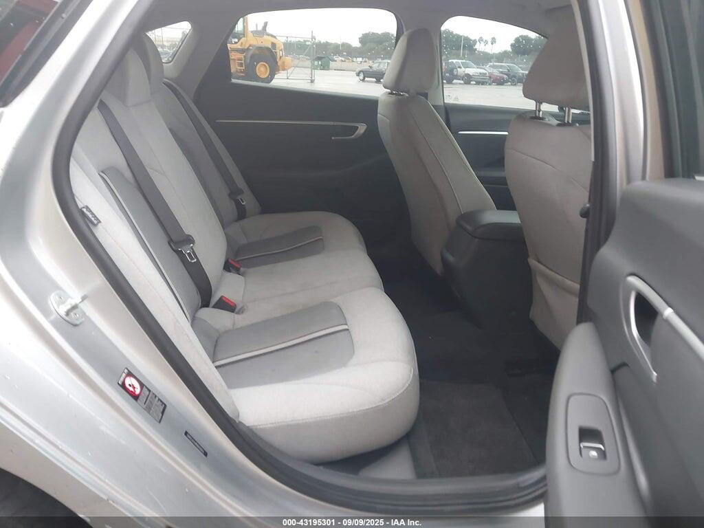 5NPEG4JA4MH110476 2021 HYUNDAI SONATA photo no. 8