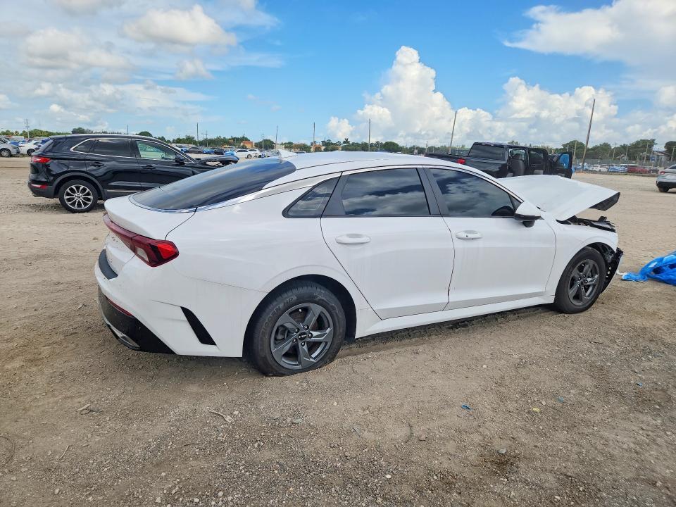 2022 KIA K5 LXS — Фото 3 из 12