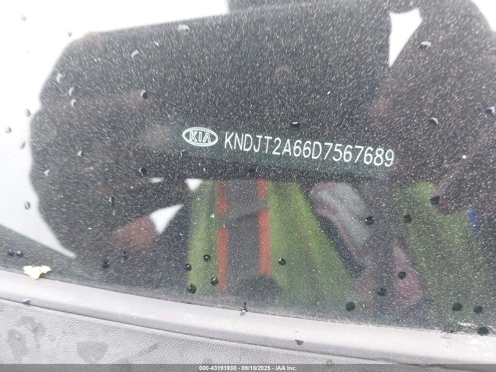 KNDJT2A66D7567689 2013 KIA SOUL photo no. 11