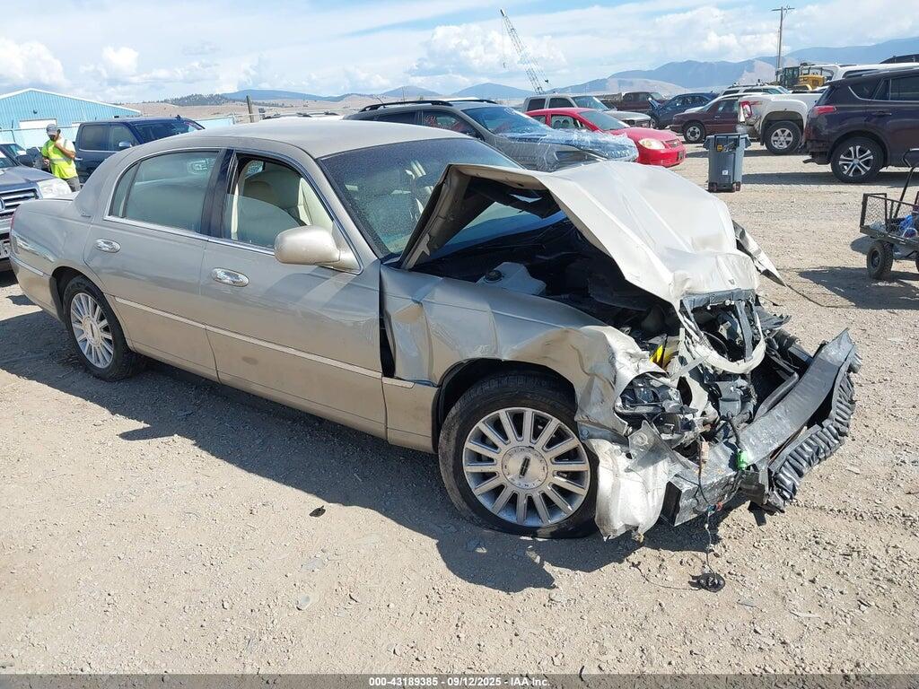 1LNHM81W04Y641354 2004 LINCOLN TOWN CAR photo no. 1