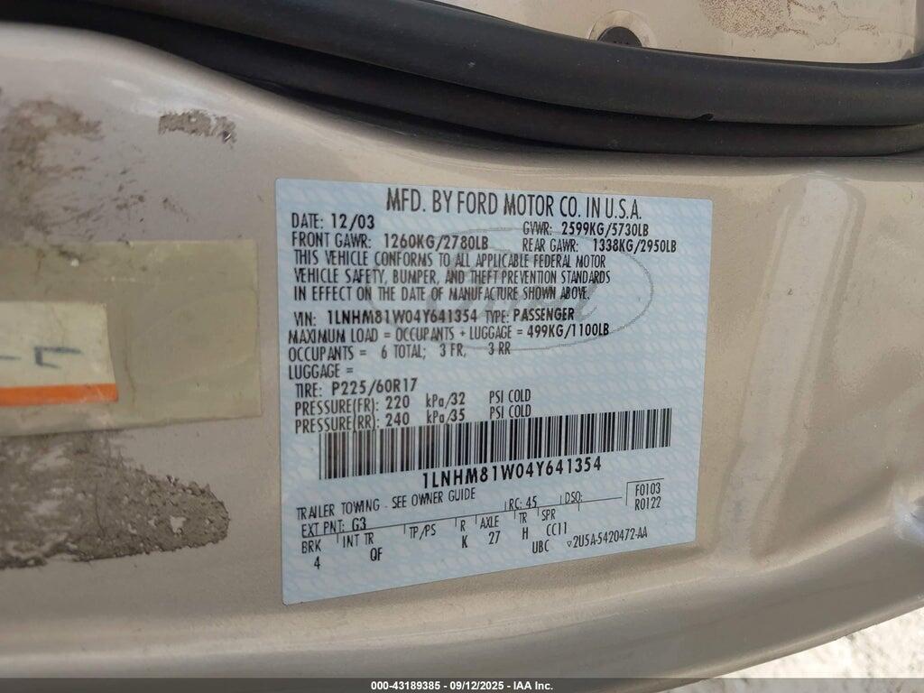 1LNHM81W04Y641354 2004 LINCOLN TOWN CAR photo no. 9