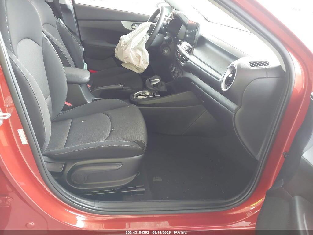 3KPF24AD5PE650716 2023 KIA FORTE photo no. 5