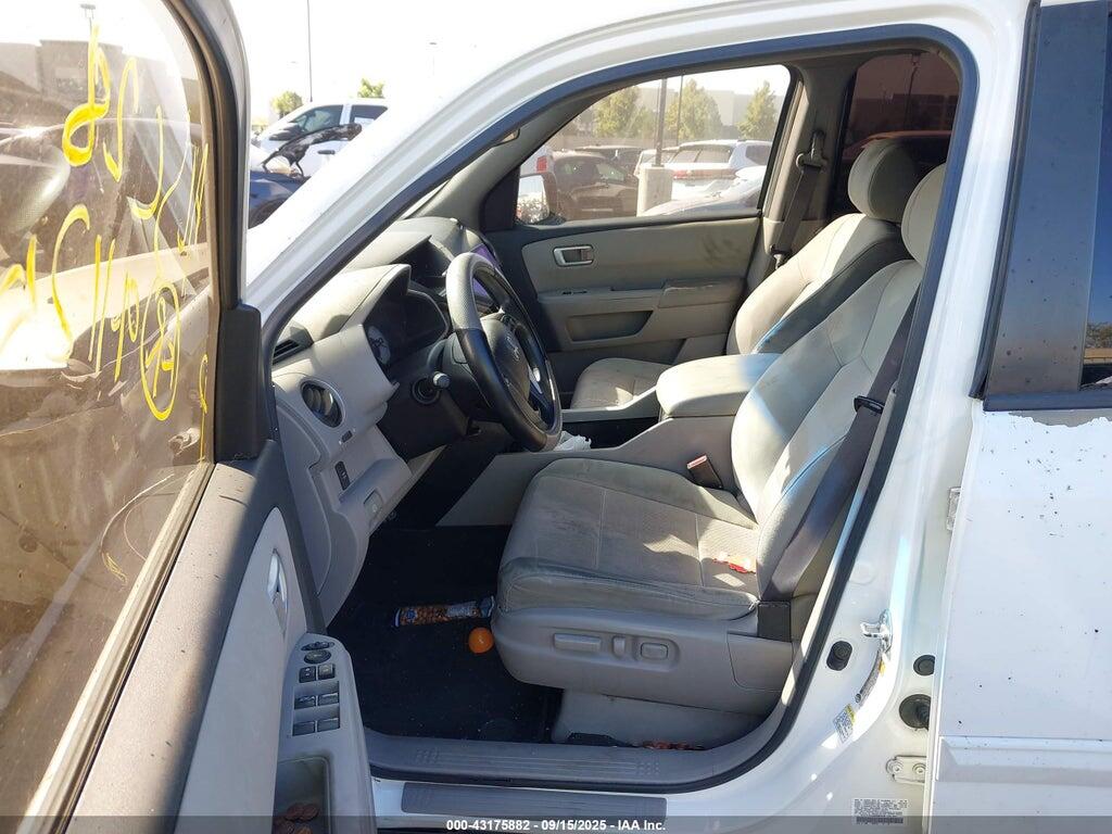 5FNYF3H48BB003436 2011 HONDA PILOT photo no. 5