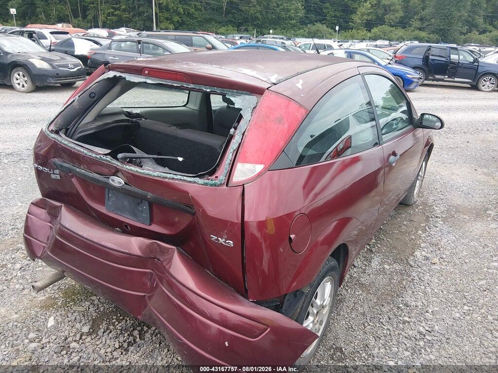 1FAFP31N06W222275 2006 FORD FOCUS photo no. 4