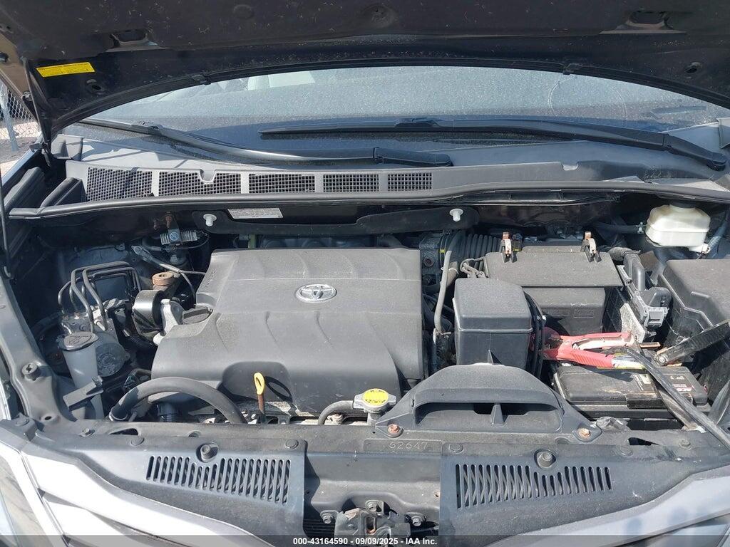 5TDYK3DC8GS766200 2016 TOYOTA SIENNA photo no. 10
