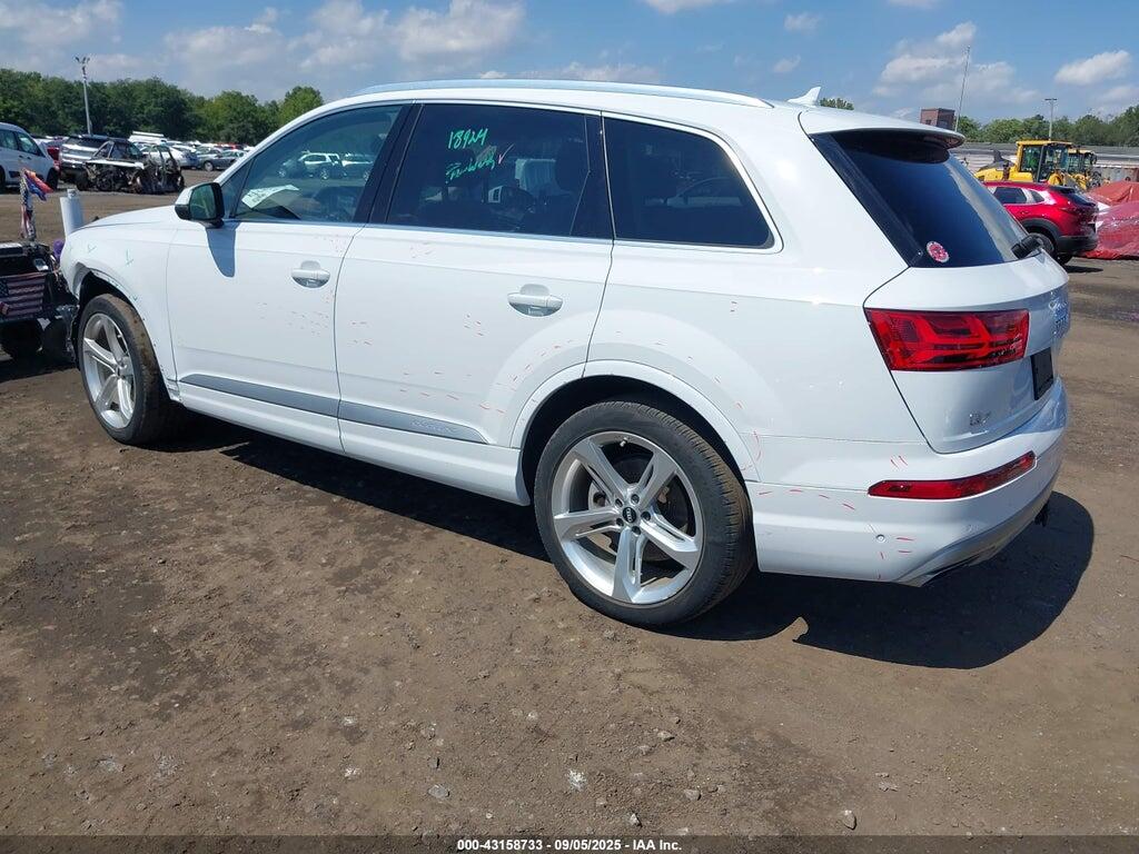 WA1VAAF72KD032080 2019 AUDI Q7 photo no. 3