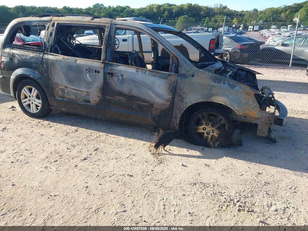 2D4RN5DG4BR606622 2011 DODGE GRAND CARAVAN photo no. 1