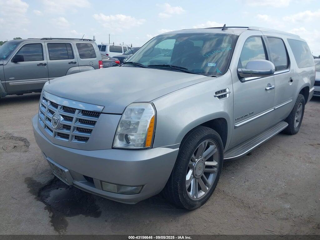 1GYS3HEFXBR127777 2011 CADILLAC ESCALADE ESV photo no. 2