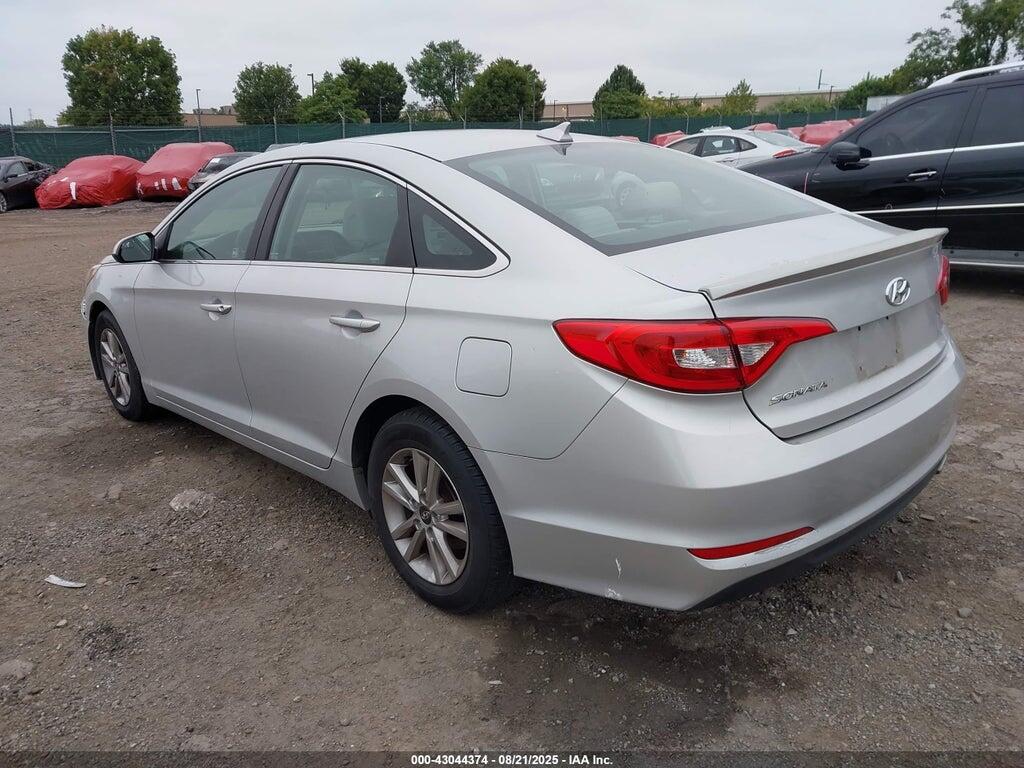 5NPE24AF5FH025045 2015 HYUNDAI SONATA photo no. 3
