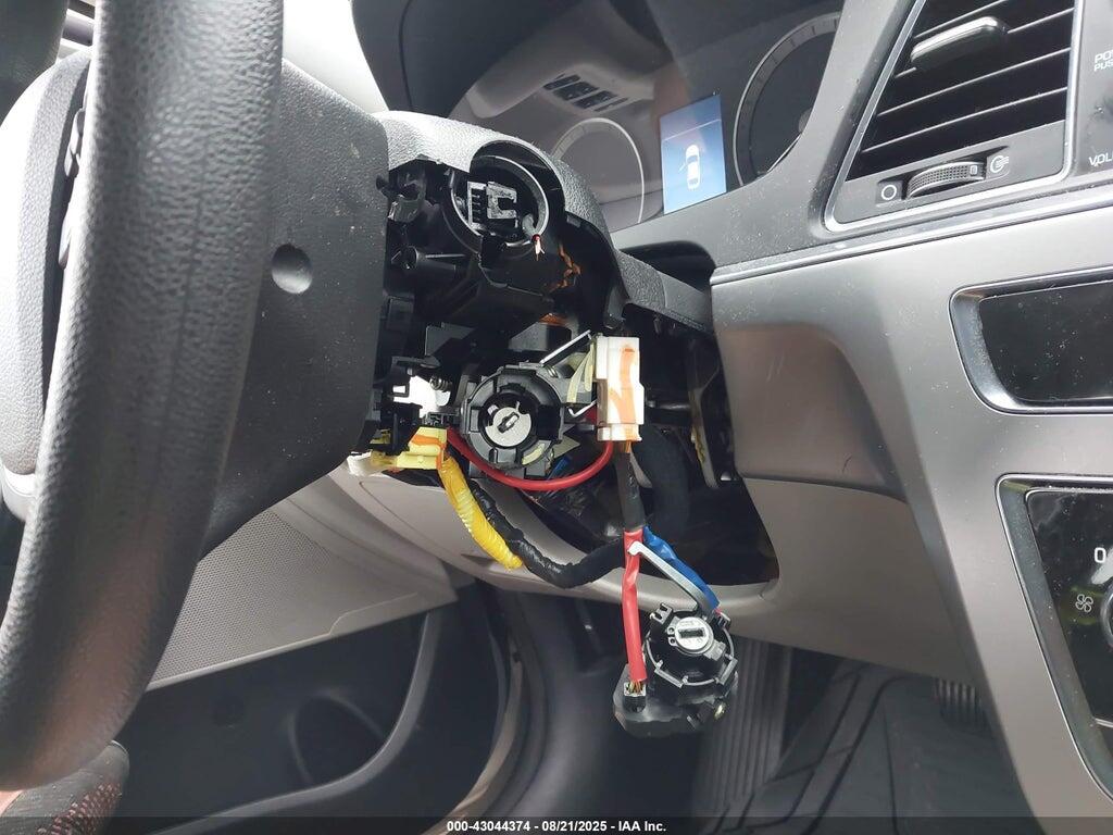 5NPE24AF5FH025045 2015 HYUNDAI SONATA photo no. 6
