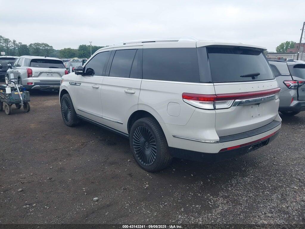 5LMJJ2LT2NEL02363 2022 LINCOLN NAVIGATOR photo no. 3