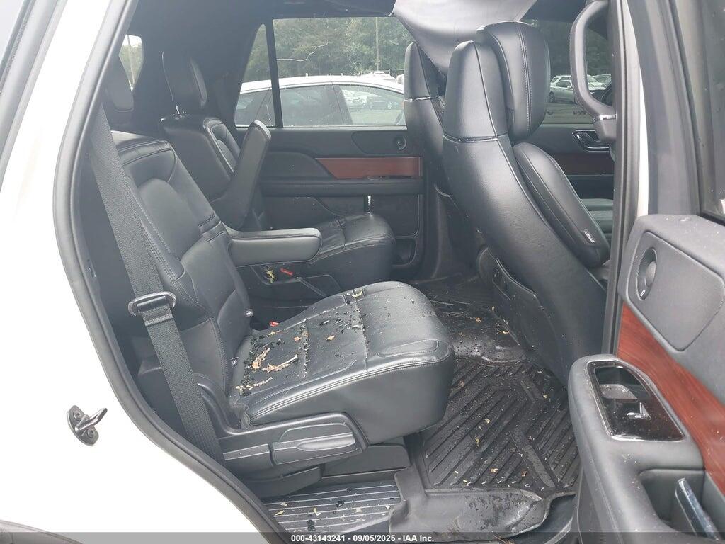 5LMJJ2LT2NEL02363 2022 LINCOLN NAVIGATOR photo no. 8