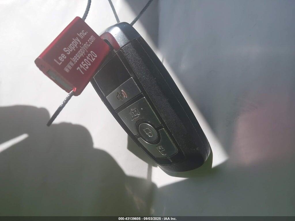 1FMCU0G60NUB86887 2022 FORD ESCAPE photo no. 11