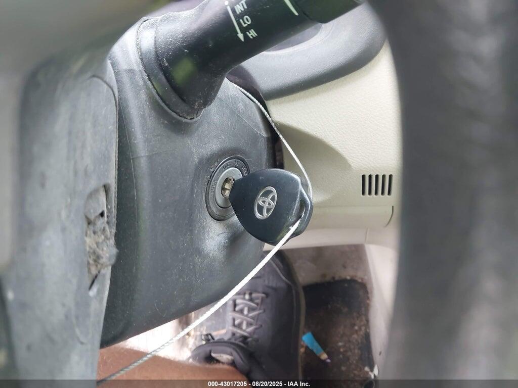 2T1BU4EE5DC960841 2013 TOYOTA COROLLA photo no. 11