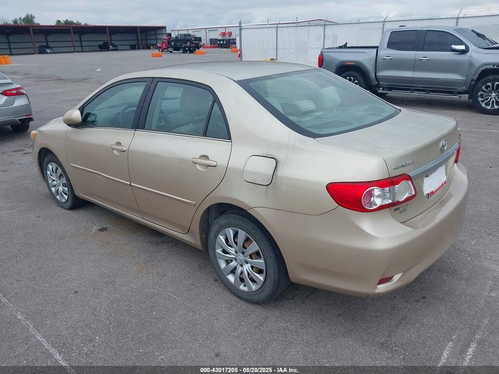 2T1BU4EE5DC960841 2013 TOYOTA COROLLA photo no. 3