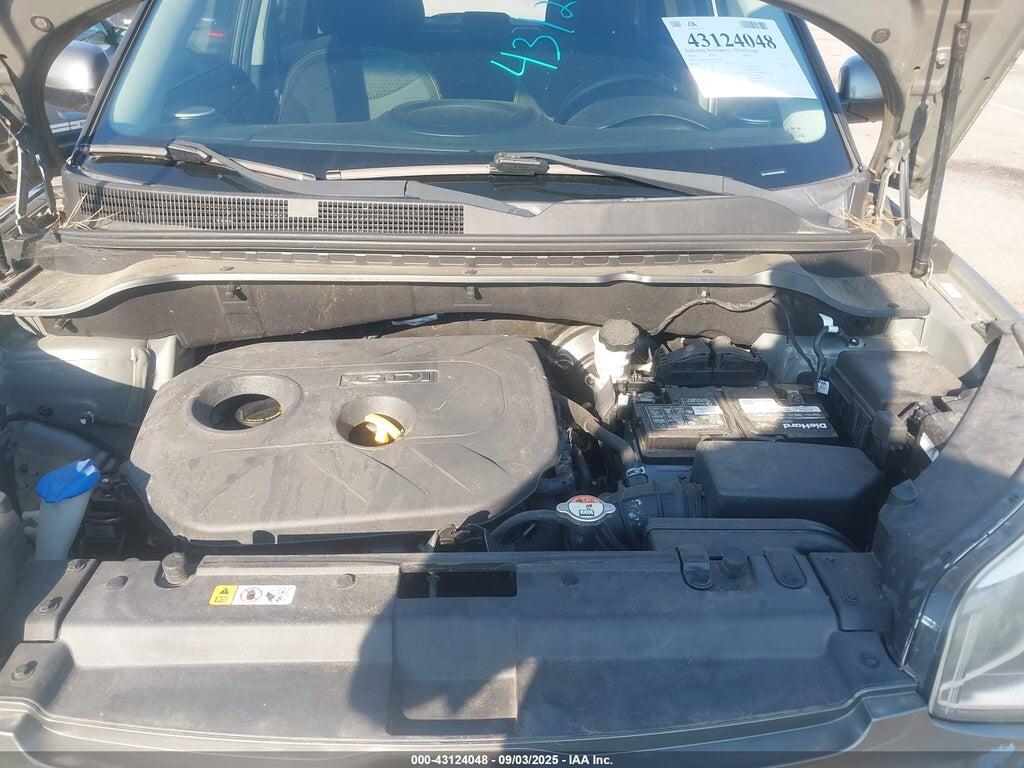 KNDJP3A56G7302499 2016 KIA SOUL photo no. 10