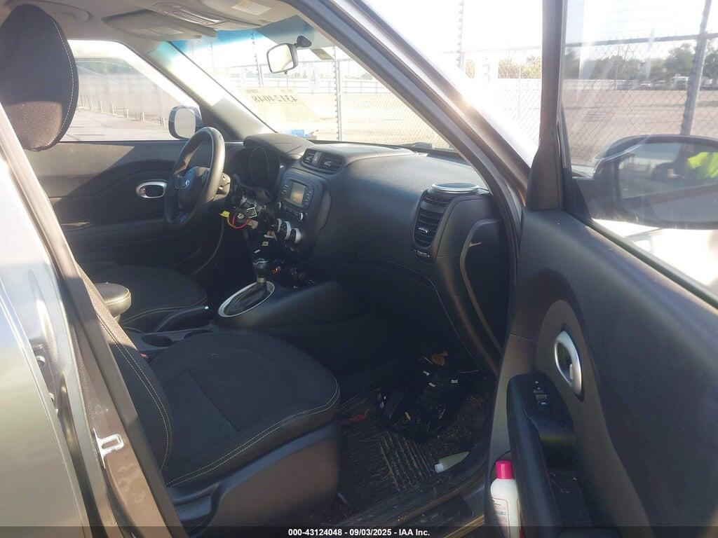 KNDJP3A56G7302499 2016 KIA SOUL photo no. 5
