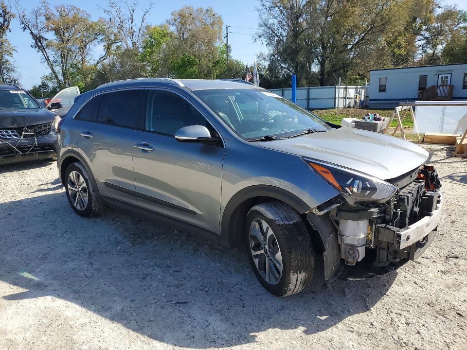2022 KIA NIRO EV EX — Фото 4 из 14
