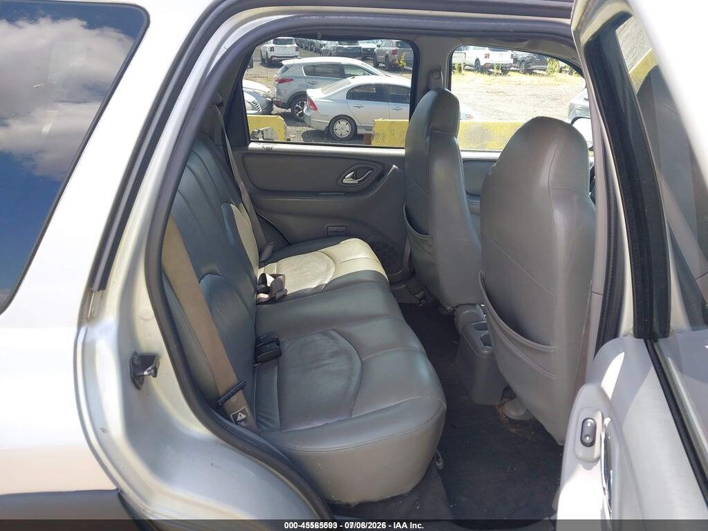 4F2YU06131KM41439 2001 MAZDA TRIBUTE photo no. 8